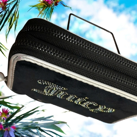 Juicy Couture NWT! String Of Pearls Med Double Zip Around Wallet - Liquorice - Picture 3 of 6